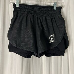 Lululemon x Peloton Bootcamp Ready Shorts — size 6